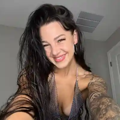 Evelin Stone