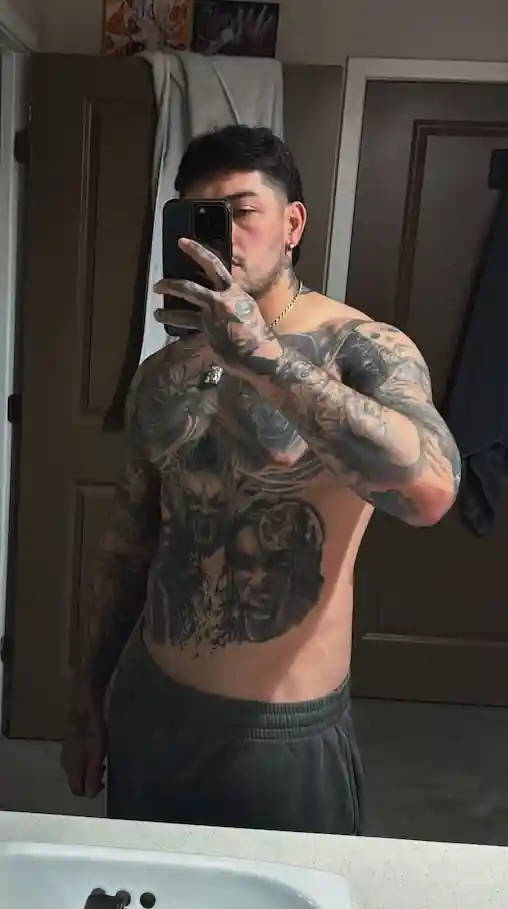 Mikeyyy4k's portrait